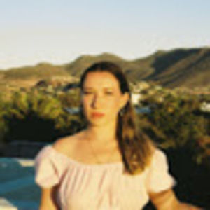 Meet your Posher, Phoebe